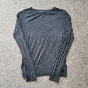 H&M Womens Gray Crewneck Sweater